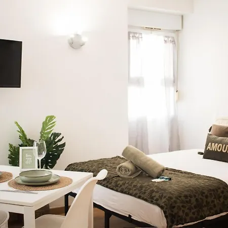 Le Mont D'arene Ii - Downtown - Cozy 아파트 *